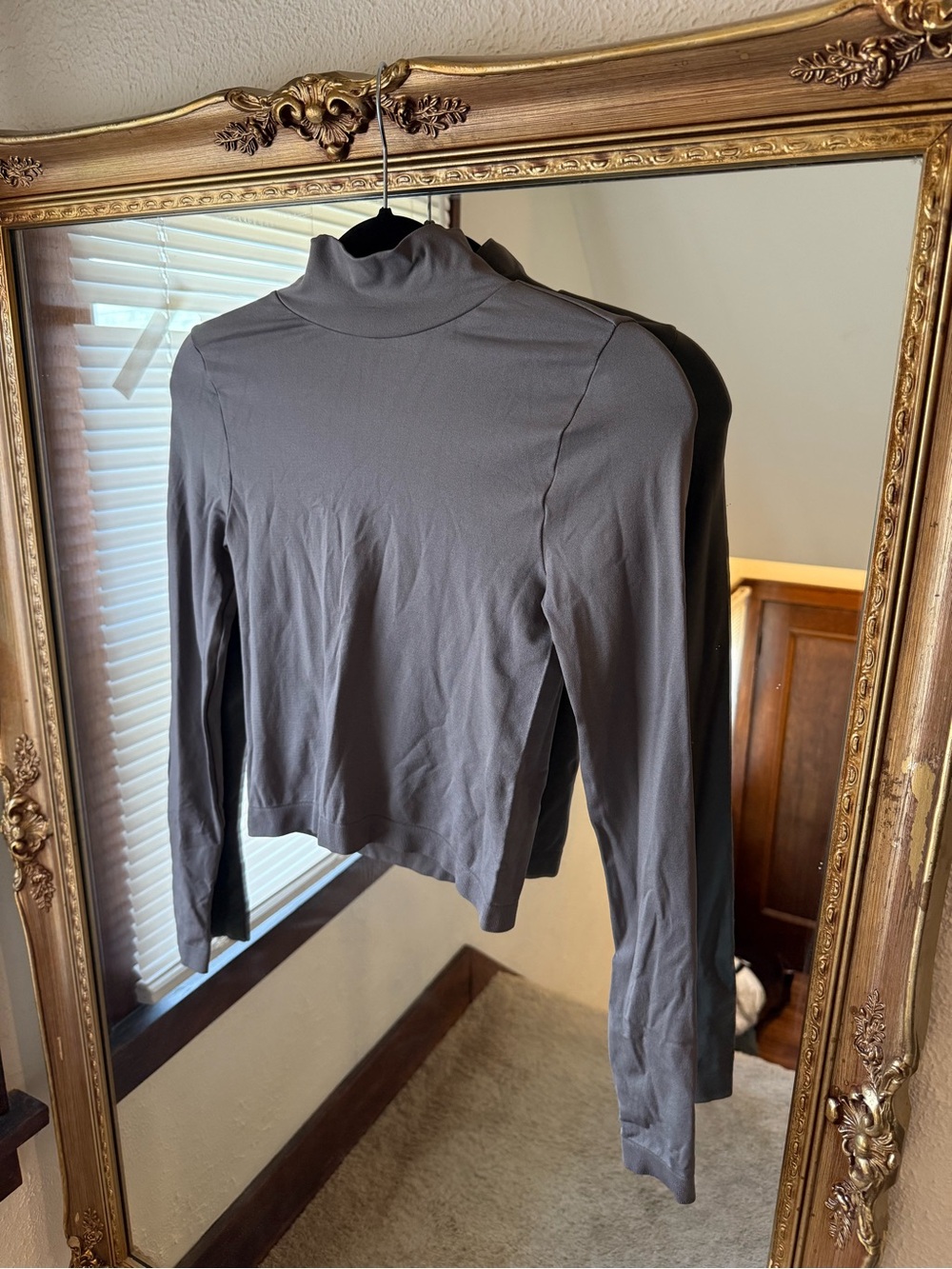 Grey Pacsun Mockneck Cropped Shirt